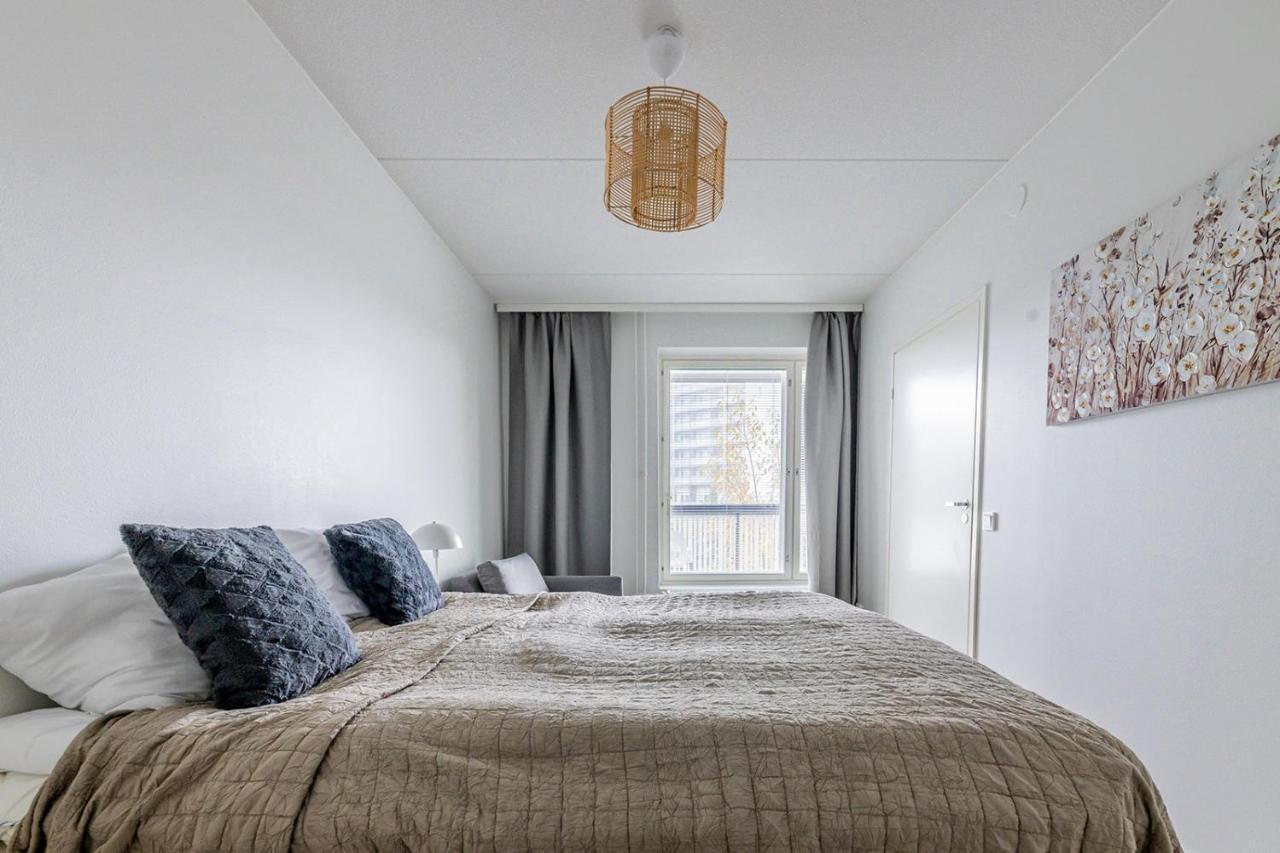 Sleepwell Apartments Niittykumpu 12 - Metro, 15 Min From Helsinki City Espoo Bagian luar foto